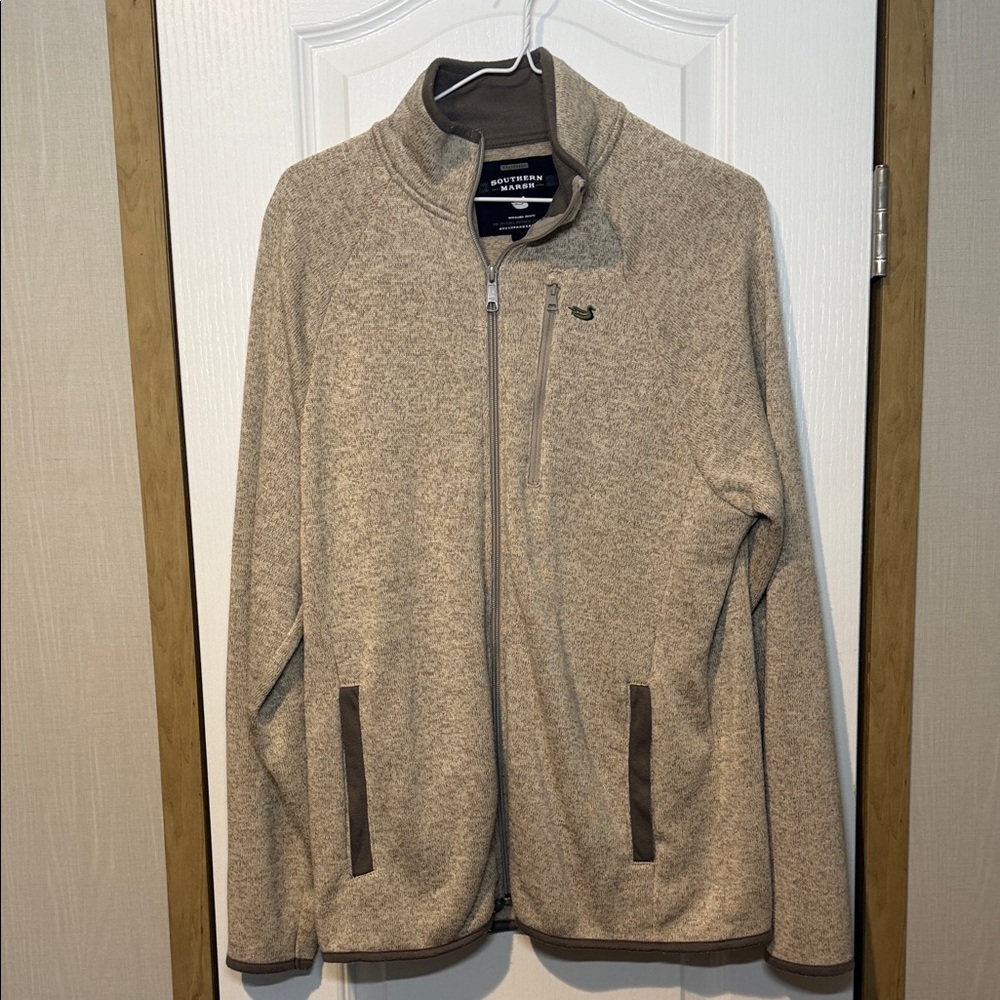 Southern Marsh Men's Beige Zip-Up Sweater